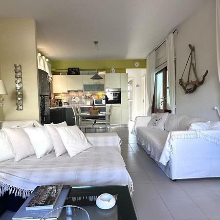 Villa Amy With A Pool In Porto Hydra By Goutos Properties Thermisía Exteriör bild
