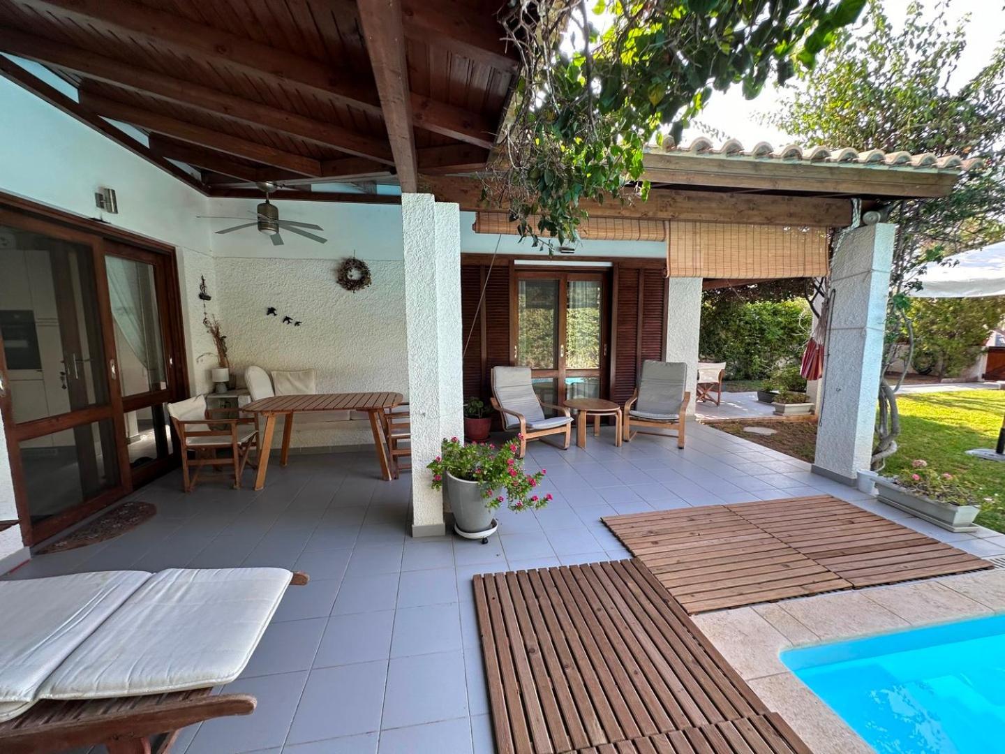Villa Amy With A Pool In Porto Hydra By Goutos Properties Thermisía Exteriör bild